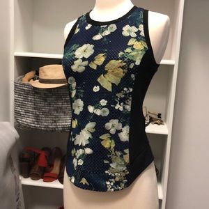 Floral form fitting blouse